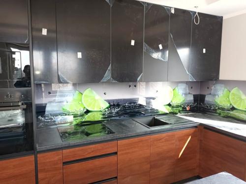 panele szklane do kuchni