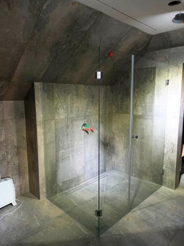 kabina prysznicowa szklana