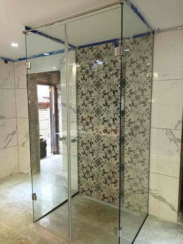 kabina prysznicowa szklana