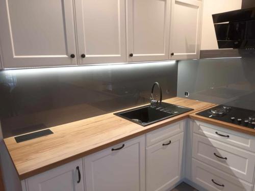 panele szklane do kuchni